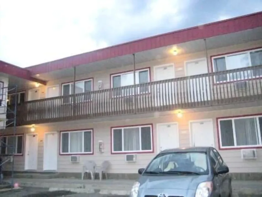 Sleep Right Inn - Image 1