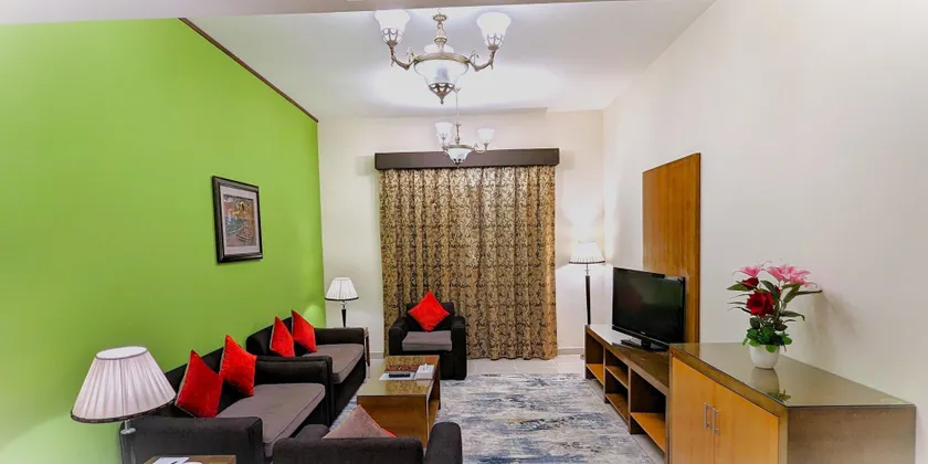 City Tower Hotel - Image 1