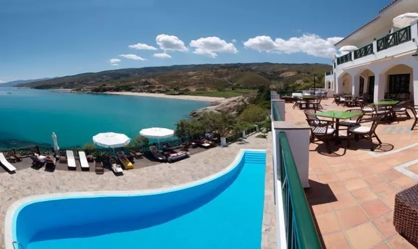 Erofili Beach Hotel - Image 1
