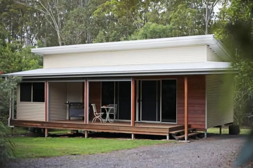 Crookneck Retreat - Image 1