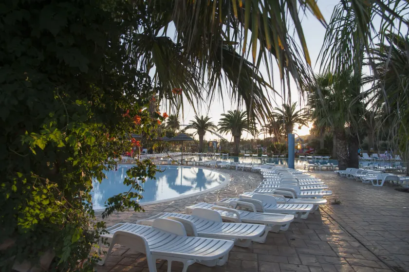 Sporting Club Village - Image 1