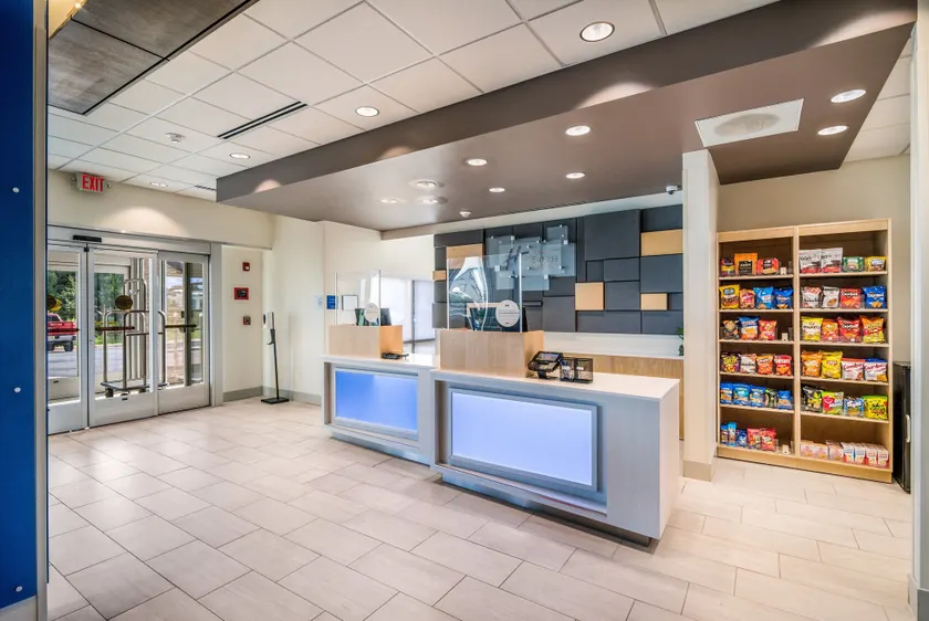 Holiday Inn Express & Suites - Asheboro by IHG - Reception