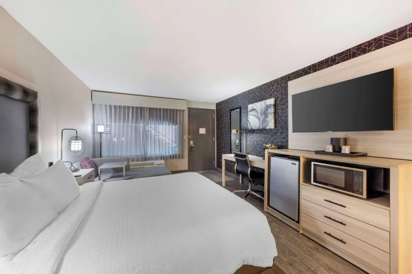 Aiden by Best Western South Reno - Image 1