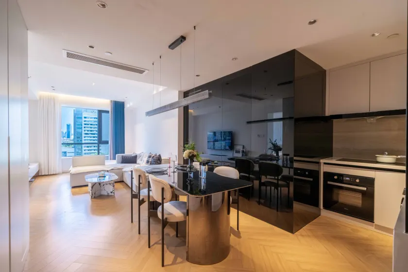 ZHome-Count luxury apartment - Image 1