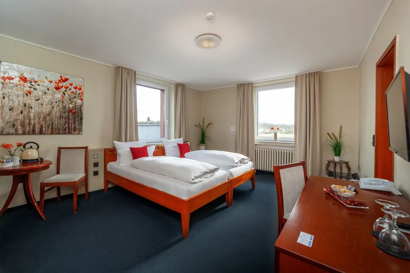 Hotel Omega - Image 1