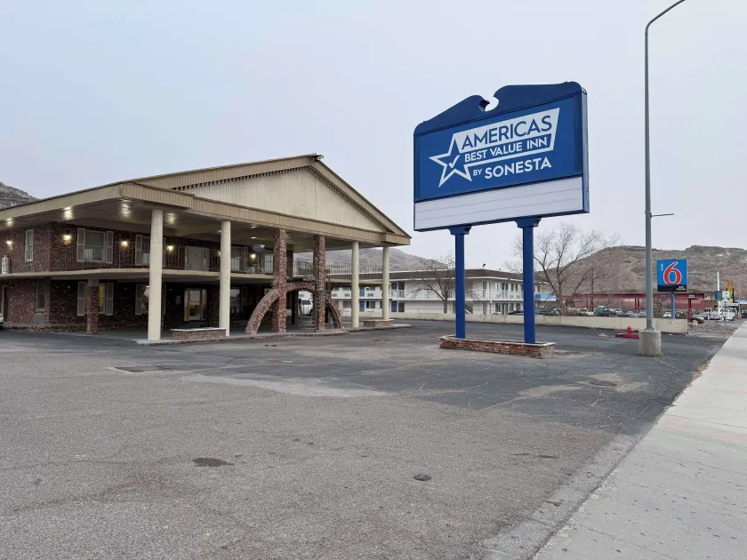 Americas Best Value Inn Wendover - Image 1