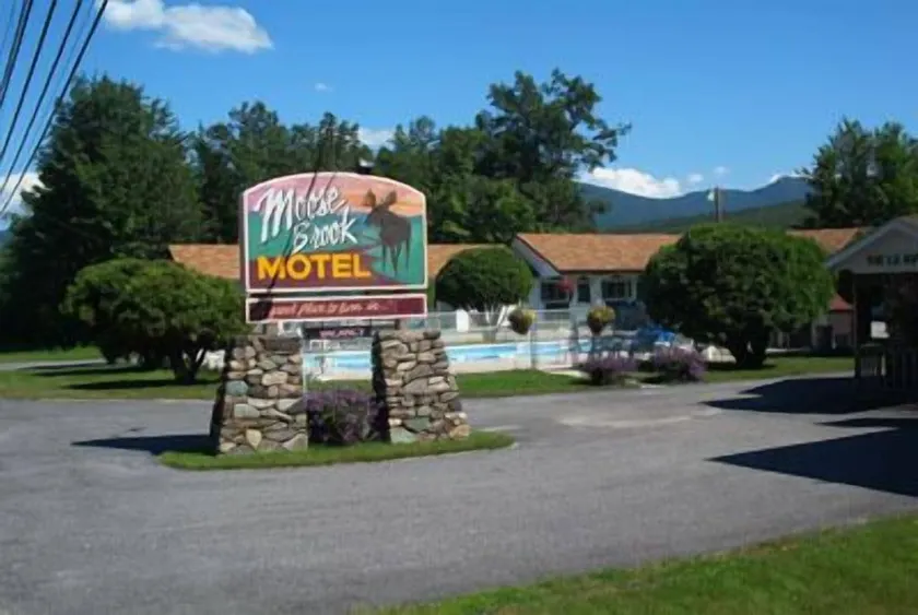 Moose Brook Motel - Image 1