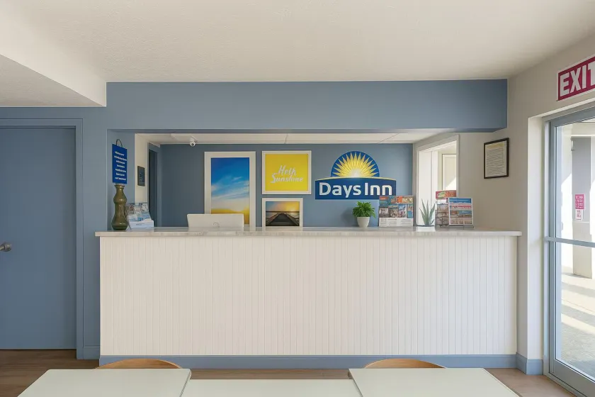 Days Inn by Wyndham Bradenton I-75 - Réception