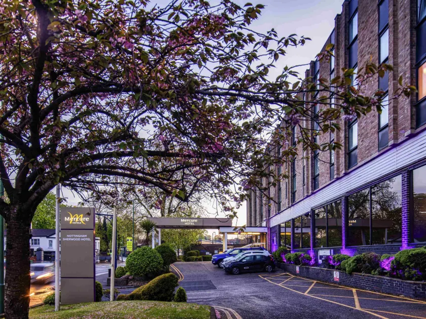 Mercure Nottingham Sherwood - Image 1
