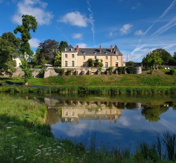 Château de la Huberdière - Image 1