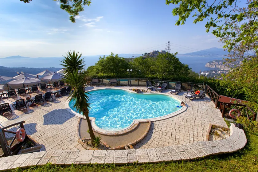 Hotel Prestige - Image 1
