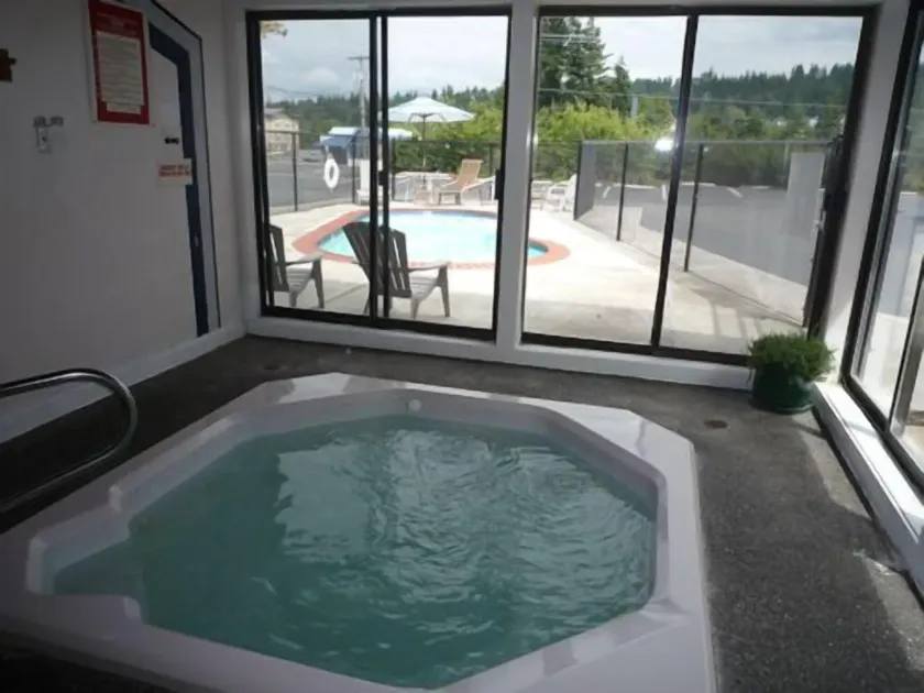 Bellingham Lodge - Image 1