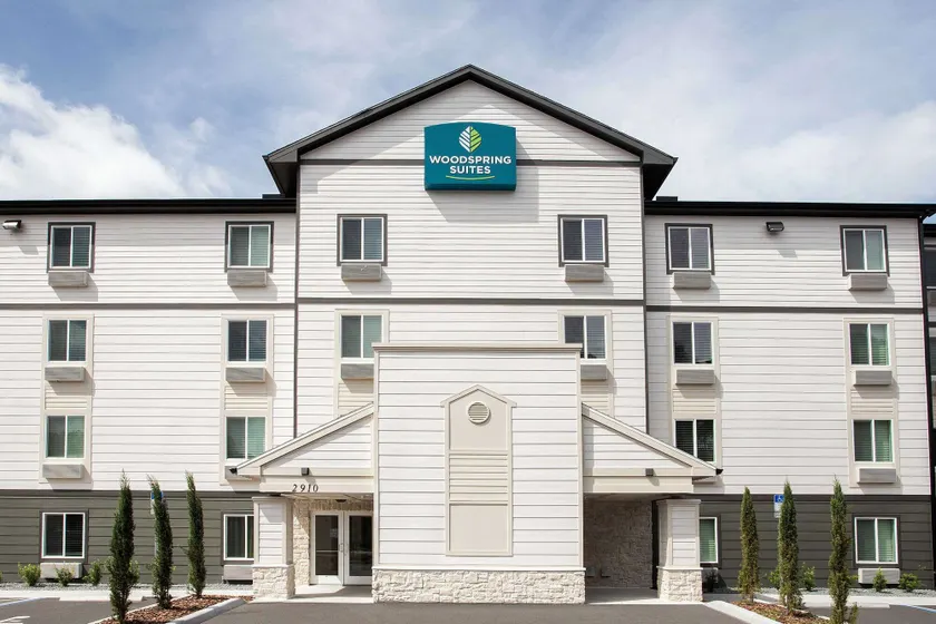 WoodSpring Suites Daytona Beach Int'l Speedway - Image 1
