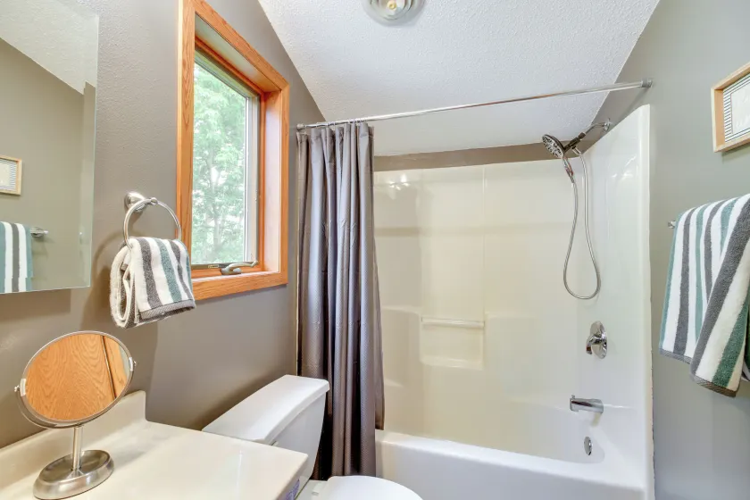 Richville Vacation Rental w/ Fire Pit: Near Trails - Innenbereich