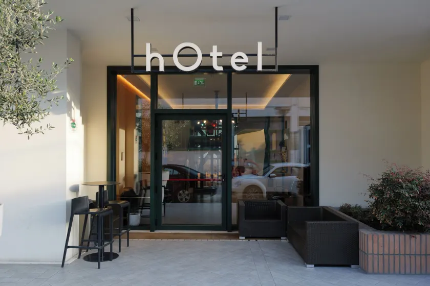 Hotel Ristorante Da Tonino - Image 1