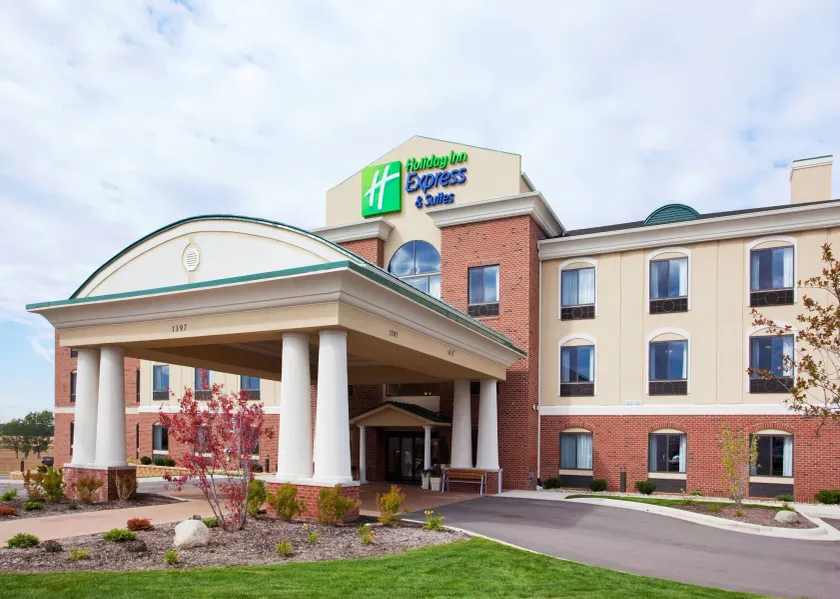 Holiday Inn Express Hotel & Suites Howell by IHG - Image 1