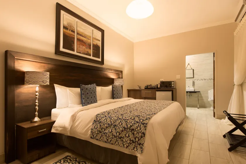 Three Olives Guesthouse - Image 1