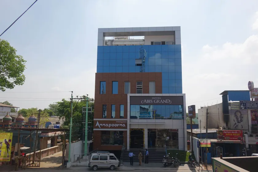 Hotel Abis Grand - Image 1
