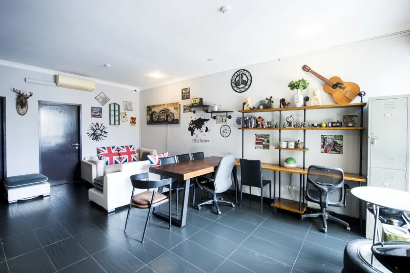 Urban Hostel - Image 1