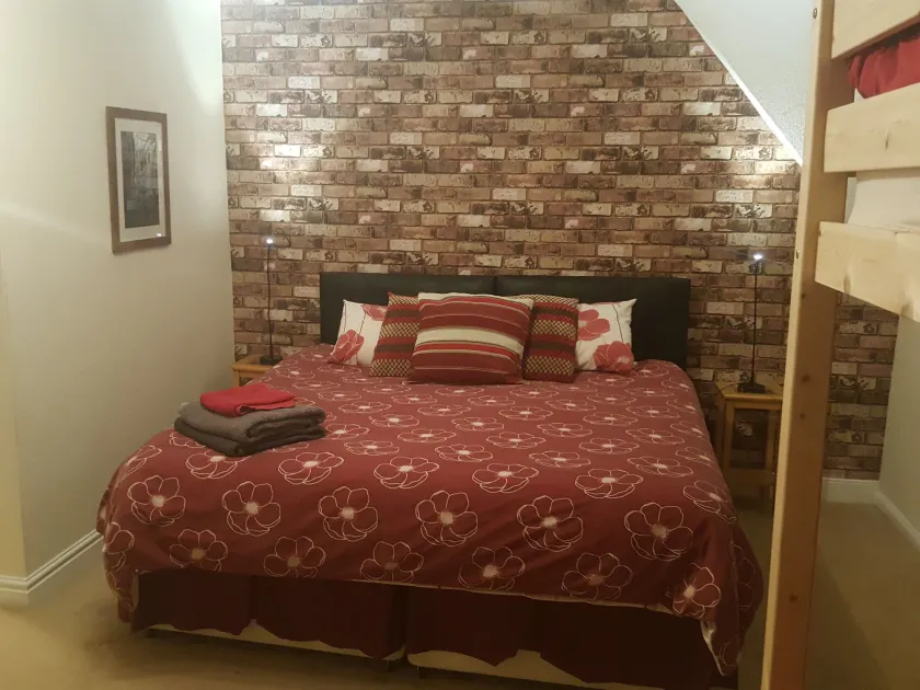 Angel Guesthouse - Image 1