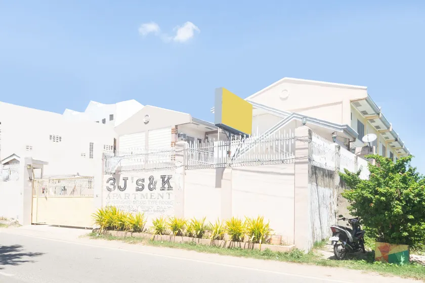 3j's And K Apartment - Image 1