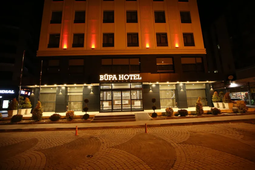 Büpa Plus Hotel - Image 1