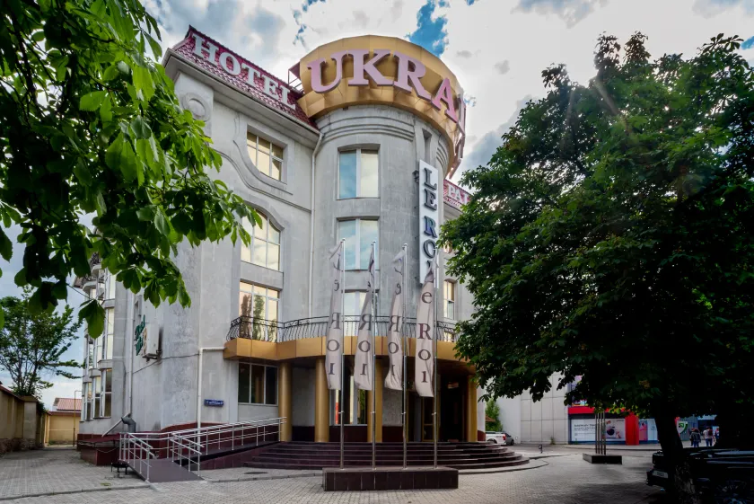 Hotel Palace Ukraine - Image 1