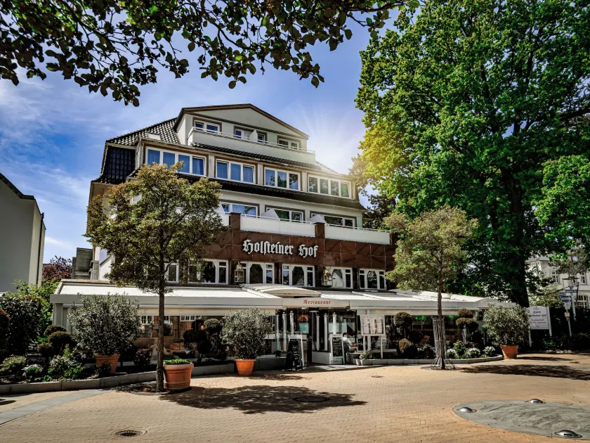 Hotel Holsteiner Hof - Timmendorfer Strand - Image 1