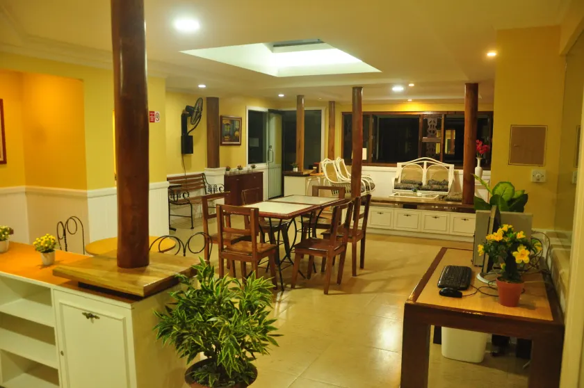 Casa Verde Hotel & Events Center - Image 1