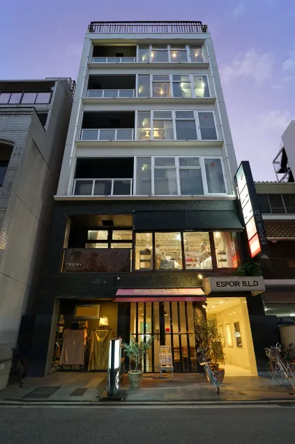 Santiago Guesthouse Hiroshima - Image 1