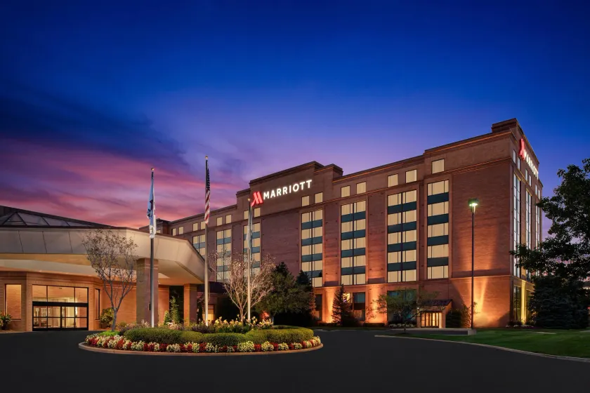 Pittsburgh Marriott North - Image 1