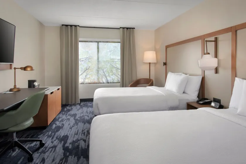 Fairfield Inn Rochester Airport - Image 1