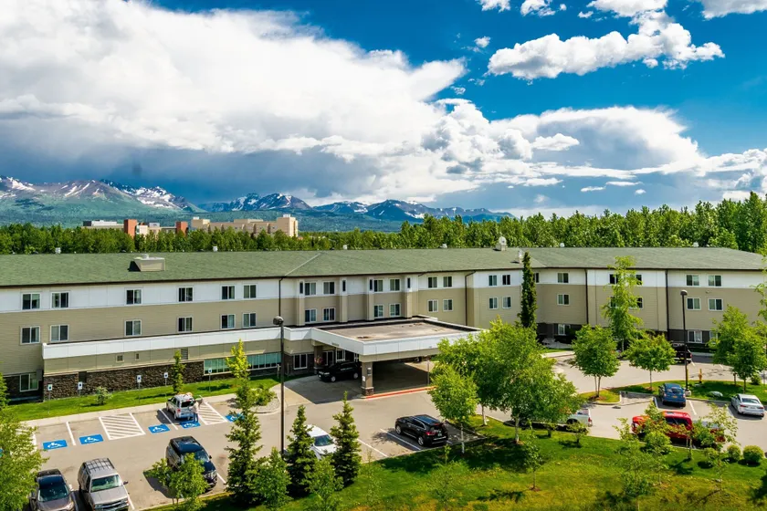 SpringHill Suites Anchorage University Lake - Image 1
