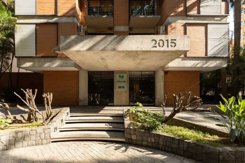 Alameda Apart Hotel - Image 1