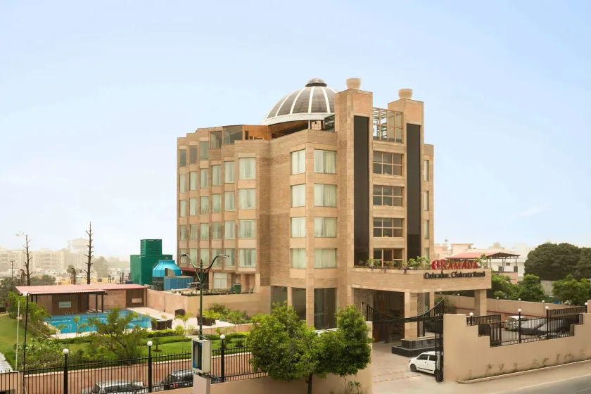 Ramada by Wyndham Dehradun Chakrata Road - Image 1
