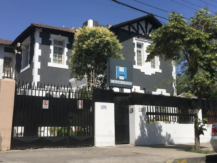 Hotel Casa Lyon - Image 1