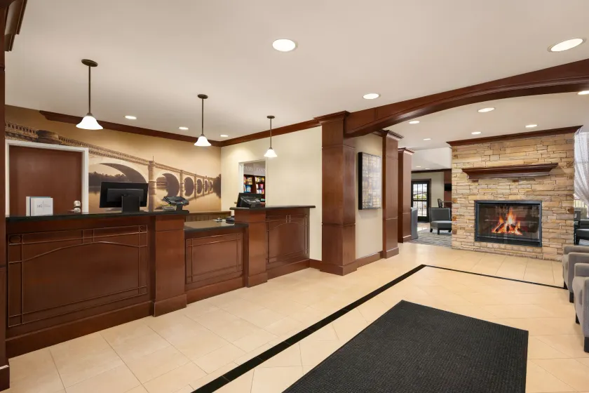 Staybridge Suites Oklahoma City-Quail Springs by IHG - Hall