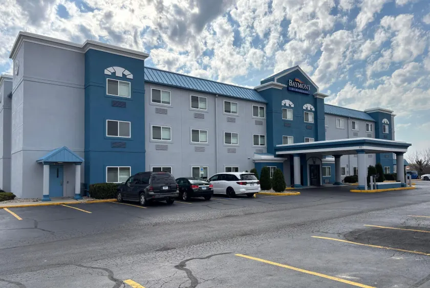 Baymont by Wyndham Decatur IL North - Image 1