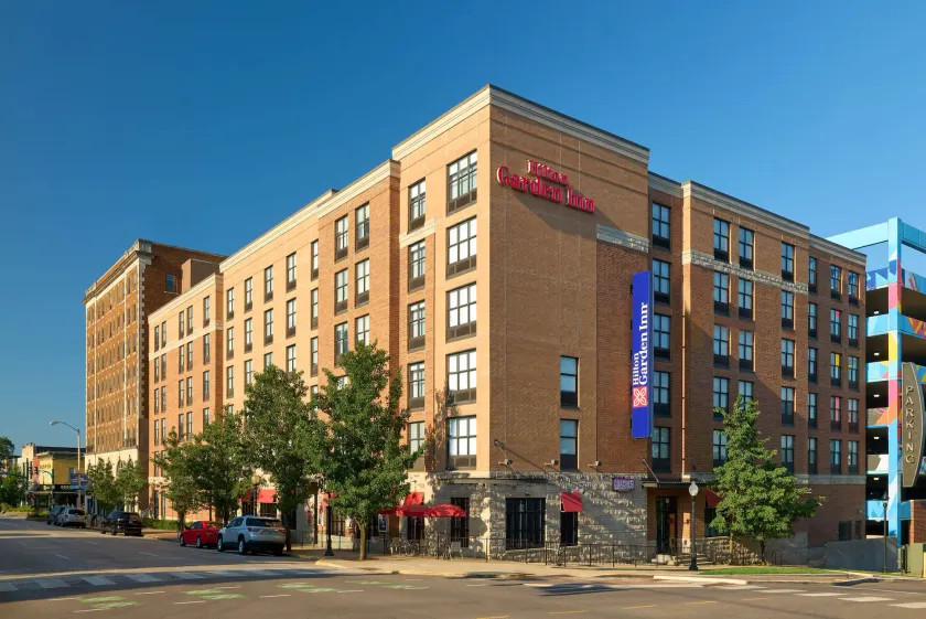 Hilton Garden Inn Bloomington - Image 1