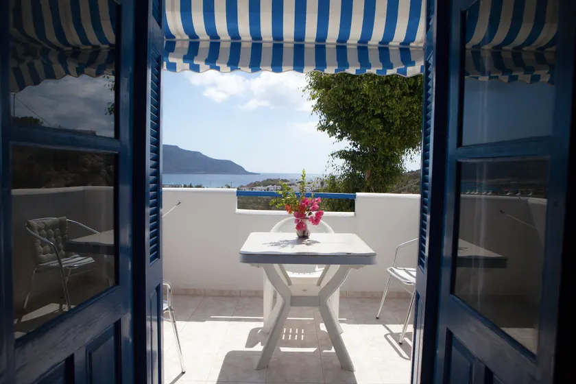 Vardes Hotel Studios - Image 1