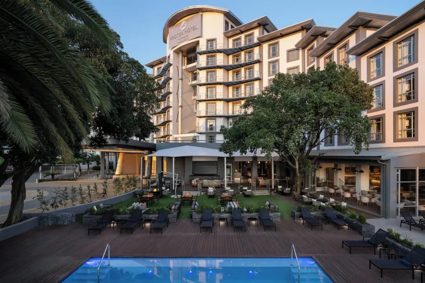Protea Hotel by Marriott Johannesburg Wanderers - Image 1