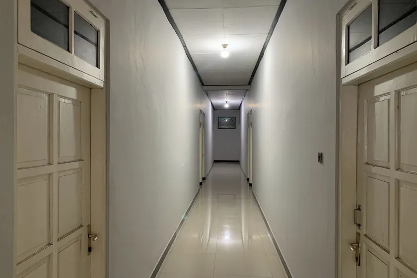 Hotel Merak Indah - Entrée intérieure