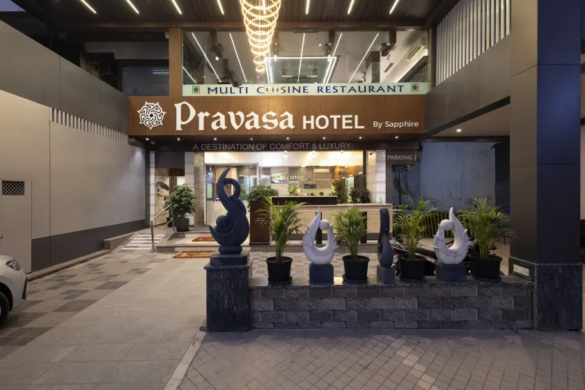 Pravasa Hotel by Sapphire, Vadodara - Image 1