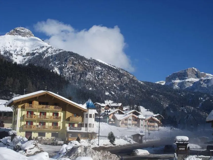 Hotel Ciamol - Image 1