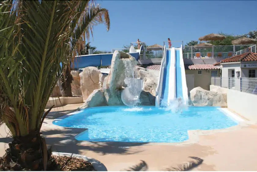 Camping Le Suroit - Image 1