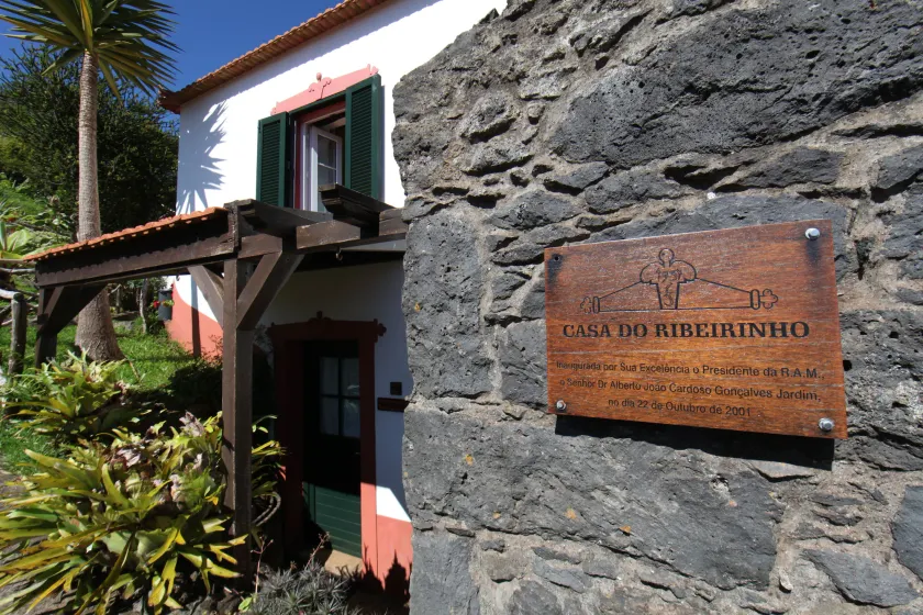 Casa do Ribeirinho - Image 1