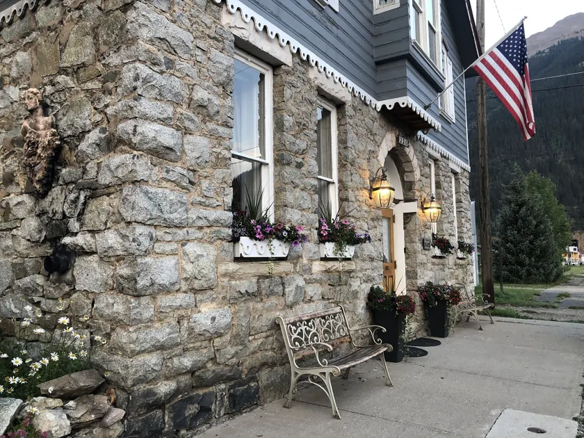 The Alma House Inn - Image 1