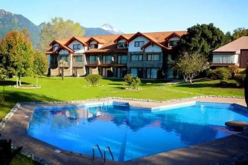 Hotel Pucon Green Park - Image 1