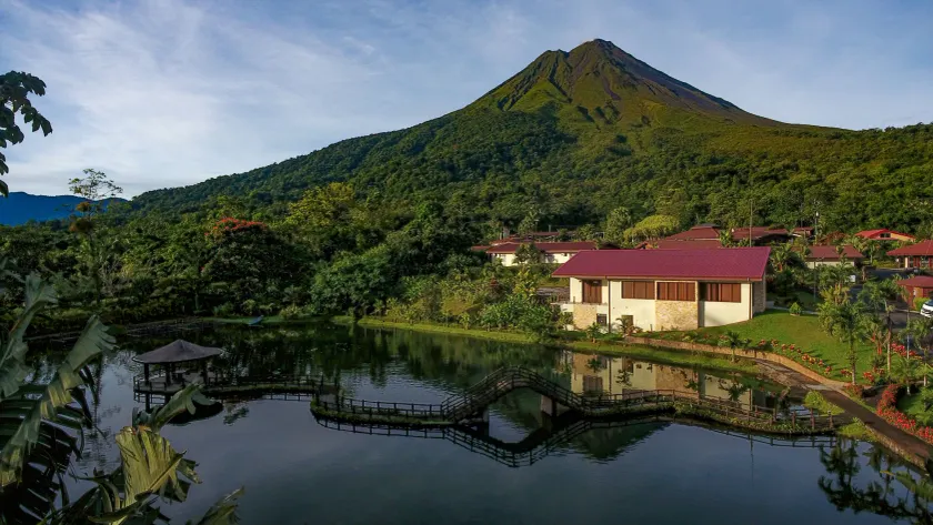 Hotel Los Lagos Spa & Resort - Image 1