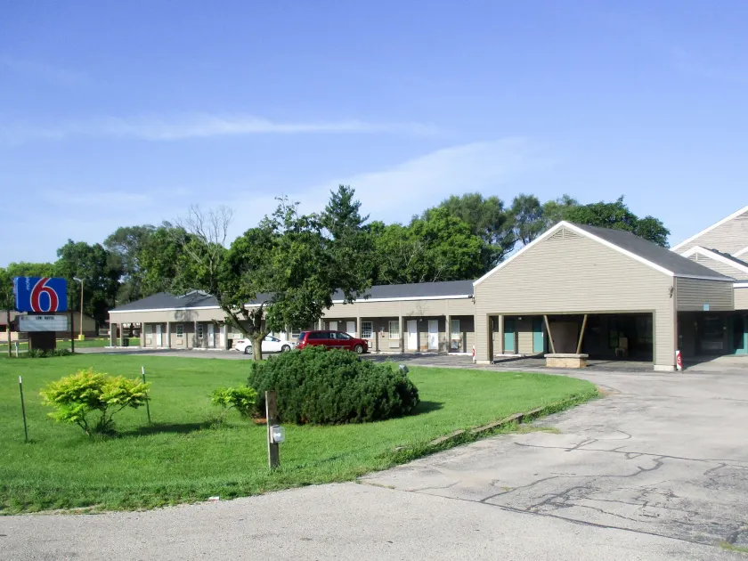 Motel 6-Prairie Du Chien, WI - Image 1